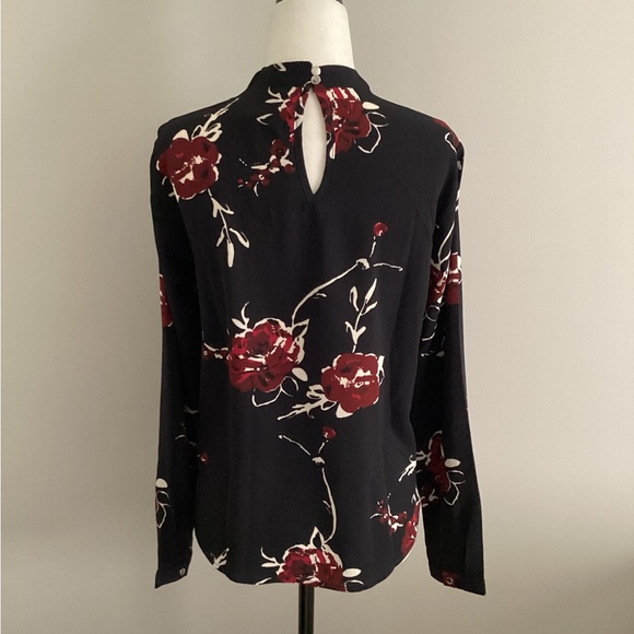 NWT Only ‘Mallory’ Long Sleeved Floral Print Blouse, Size 2 - Picture 4 of 10